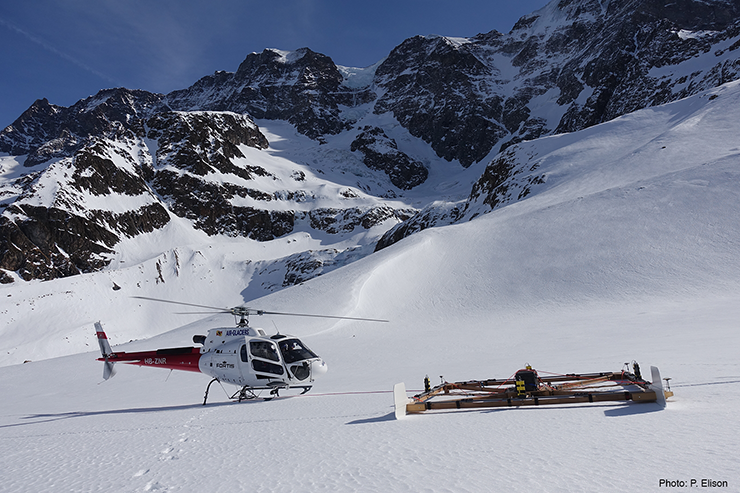 Halte sur le Kanderfirn pour prendre des mesures en avril 2019